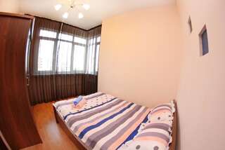 Апартаменты Uiutnaia 2-komn. kvartira pr-kt Dostyk 162 Алматы Апартаменты-5