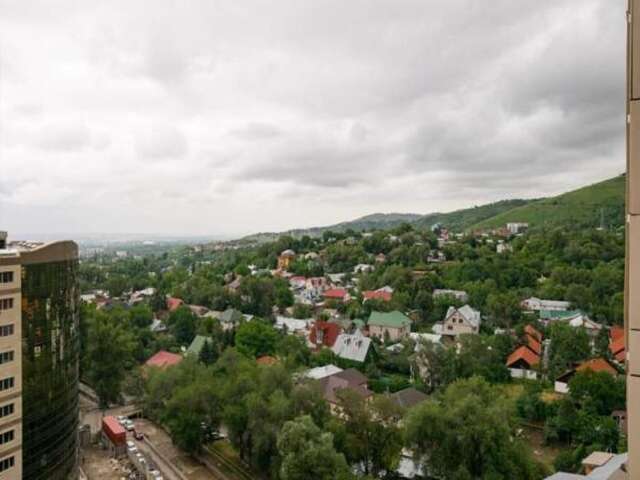 Апартаменты Uiutnaia 2-komn. kvartira pr-kt Dostyk 162 Алматы-29